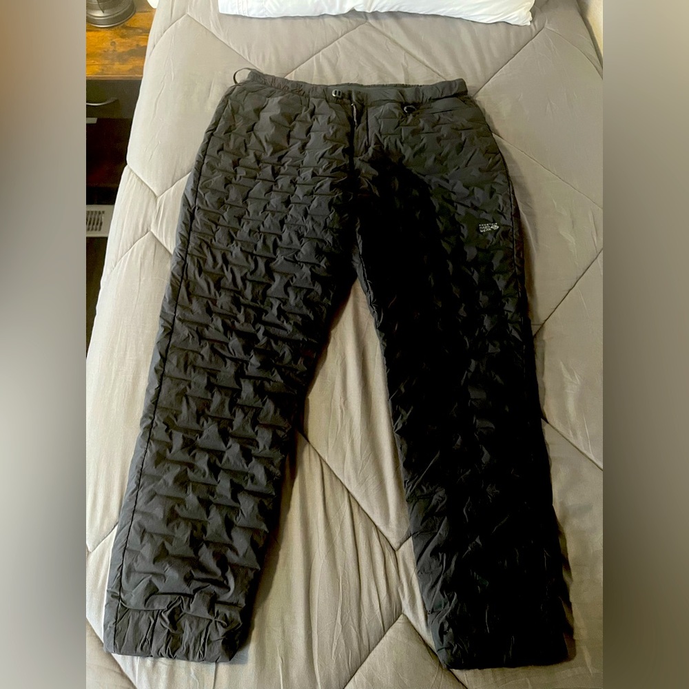Mountain Hardware Stretchdown Women’s Large Pants. NWT